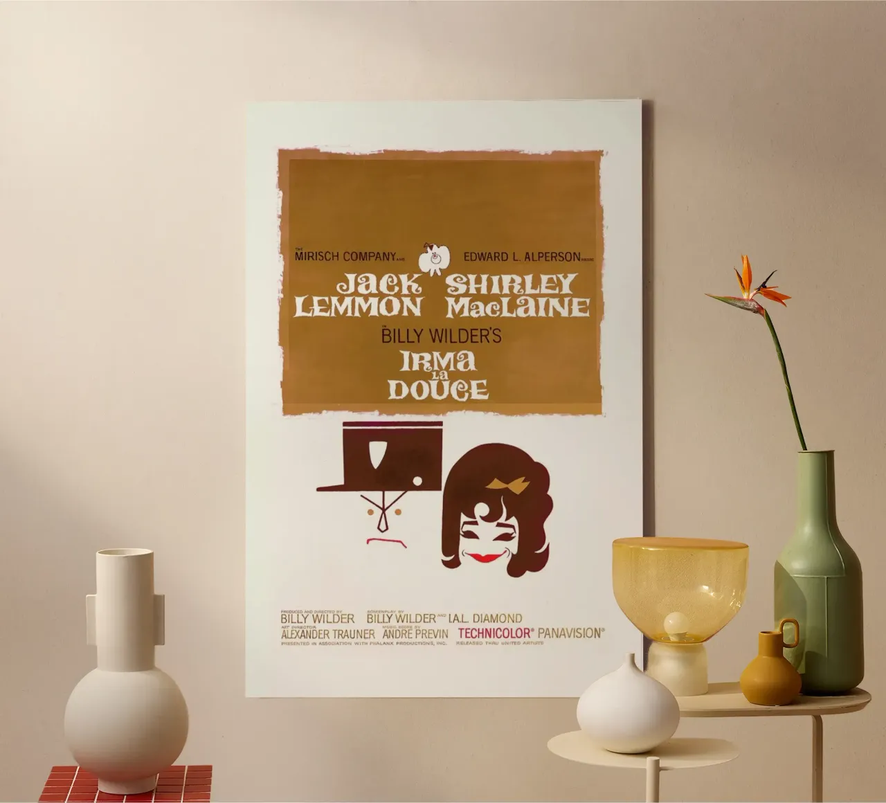 ‘Irma La Douce’ Retro Movie Poster tela da Gallery Print and Art Limited