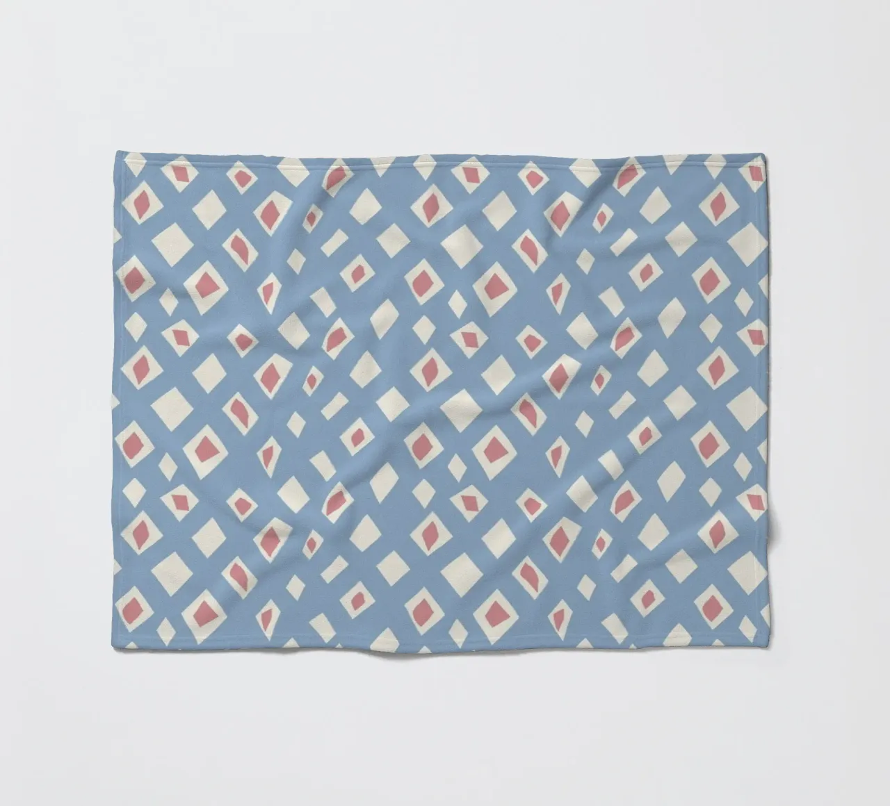 Diamond and ruby seamless pattern Fleecedecke von Little Dean