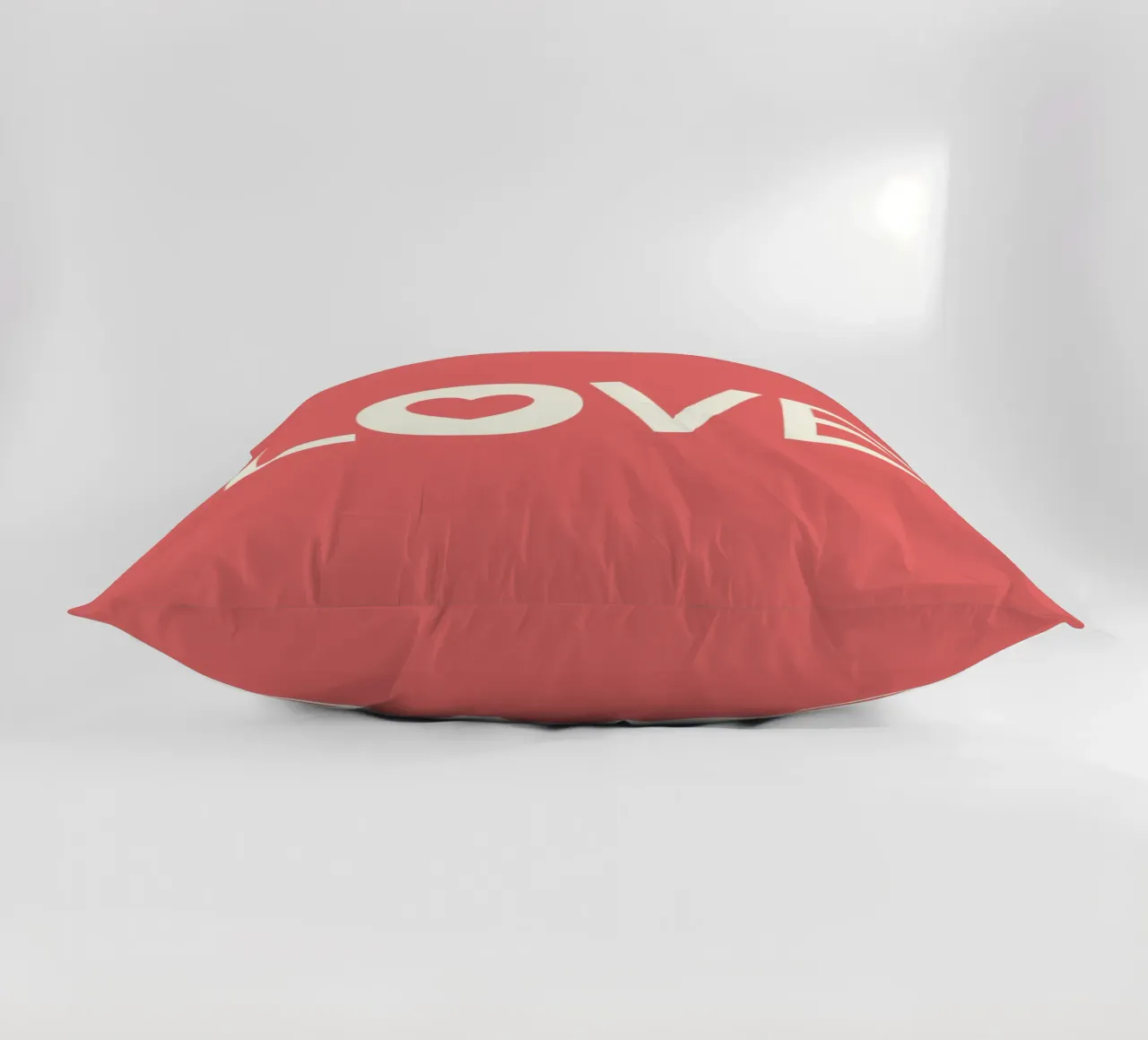 Amore Funky Type cuscino da Paigaam Studio