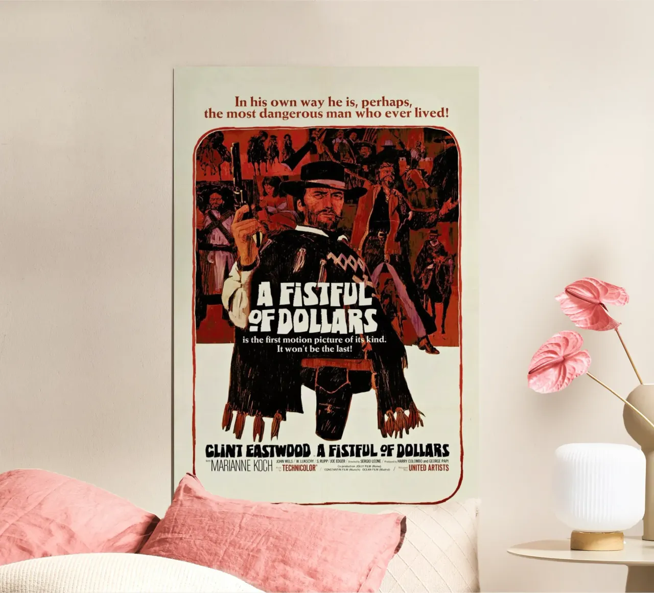 ‘A Fistful of Dollars’ Retro Movie Poster poster da Gallery Print and Art Limited
