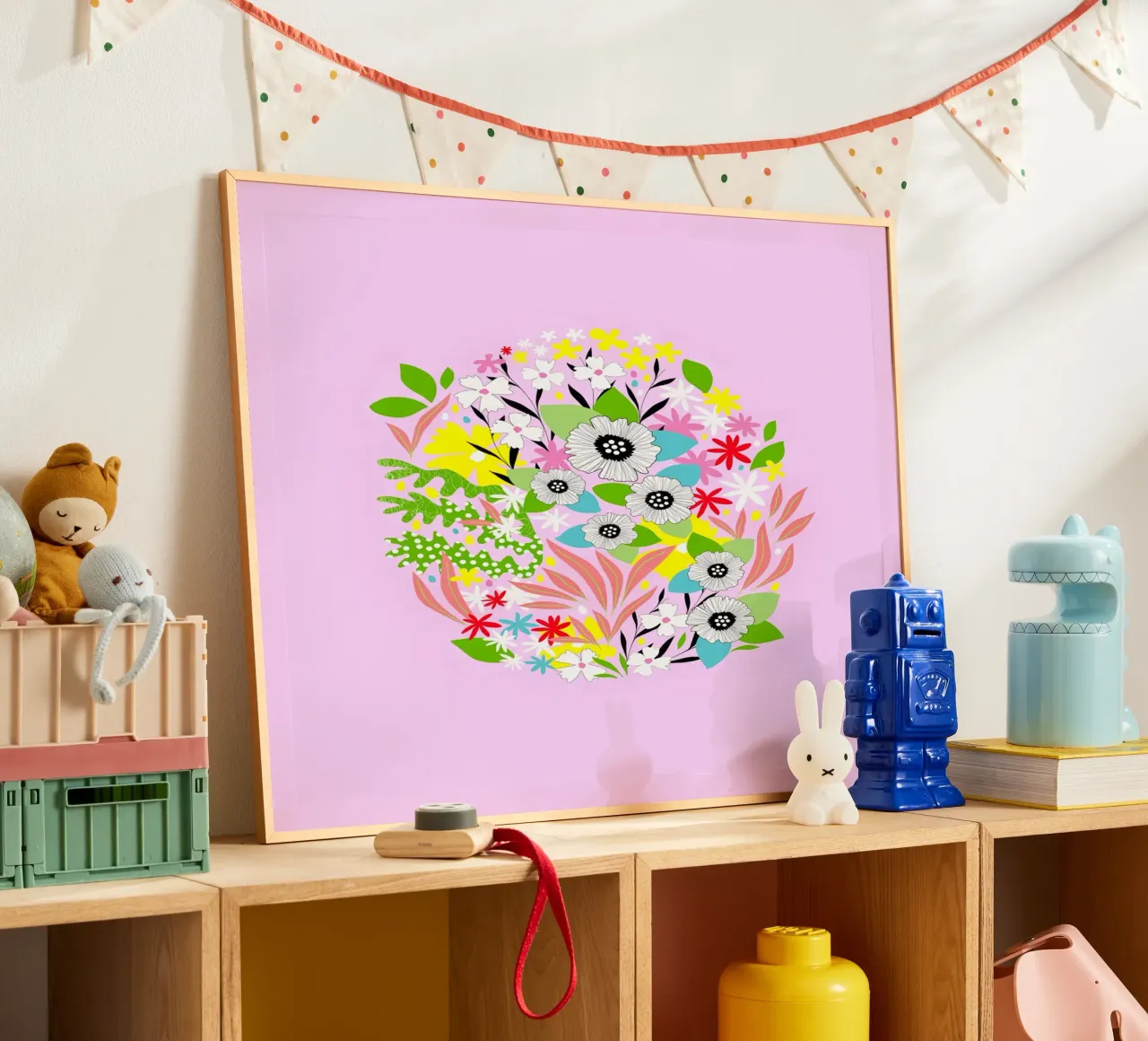 Uovo di Pasqua floreale su rosa poster con telaio in alluminio da Dominique Vari