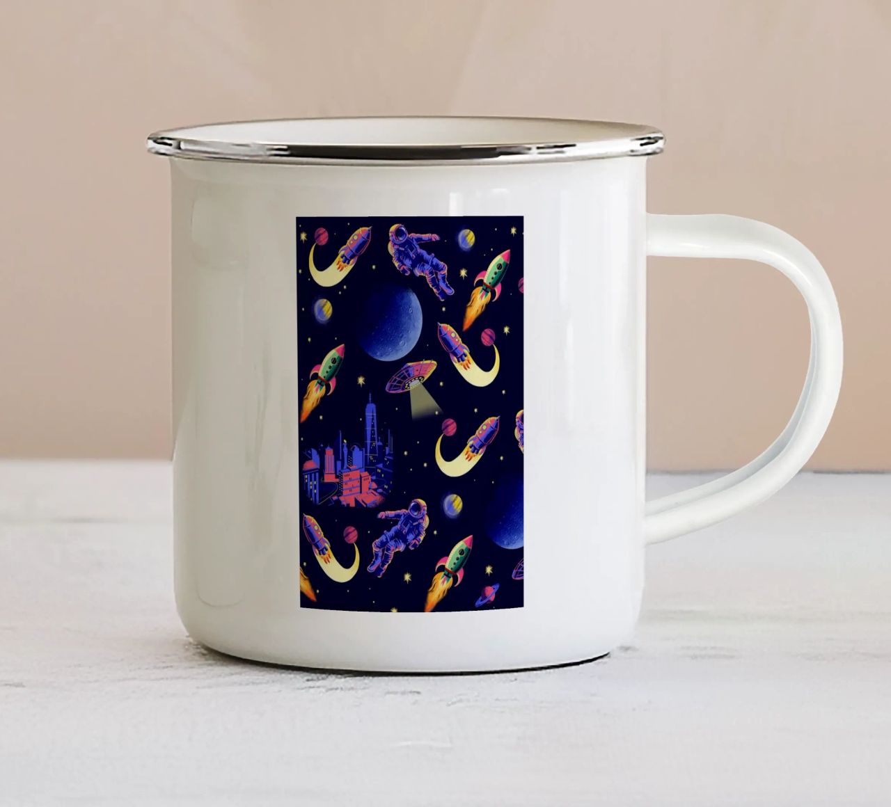 Modello spaziale tazza in smalto da Rocket68
