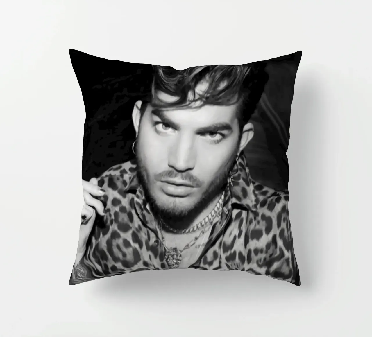 Lo sguardo di Adam Lambert cuscino da HUMMERSONIC