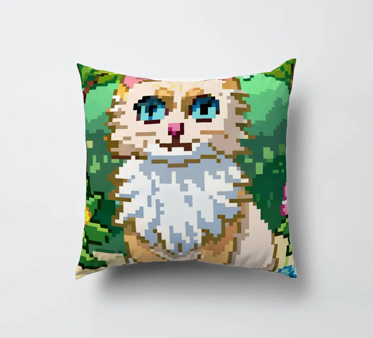 Gatto arancione nel parco cuscino da DOG AND CAT