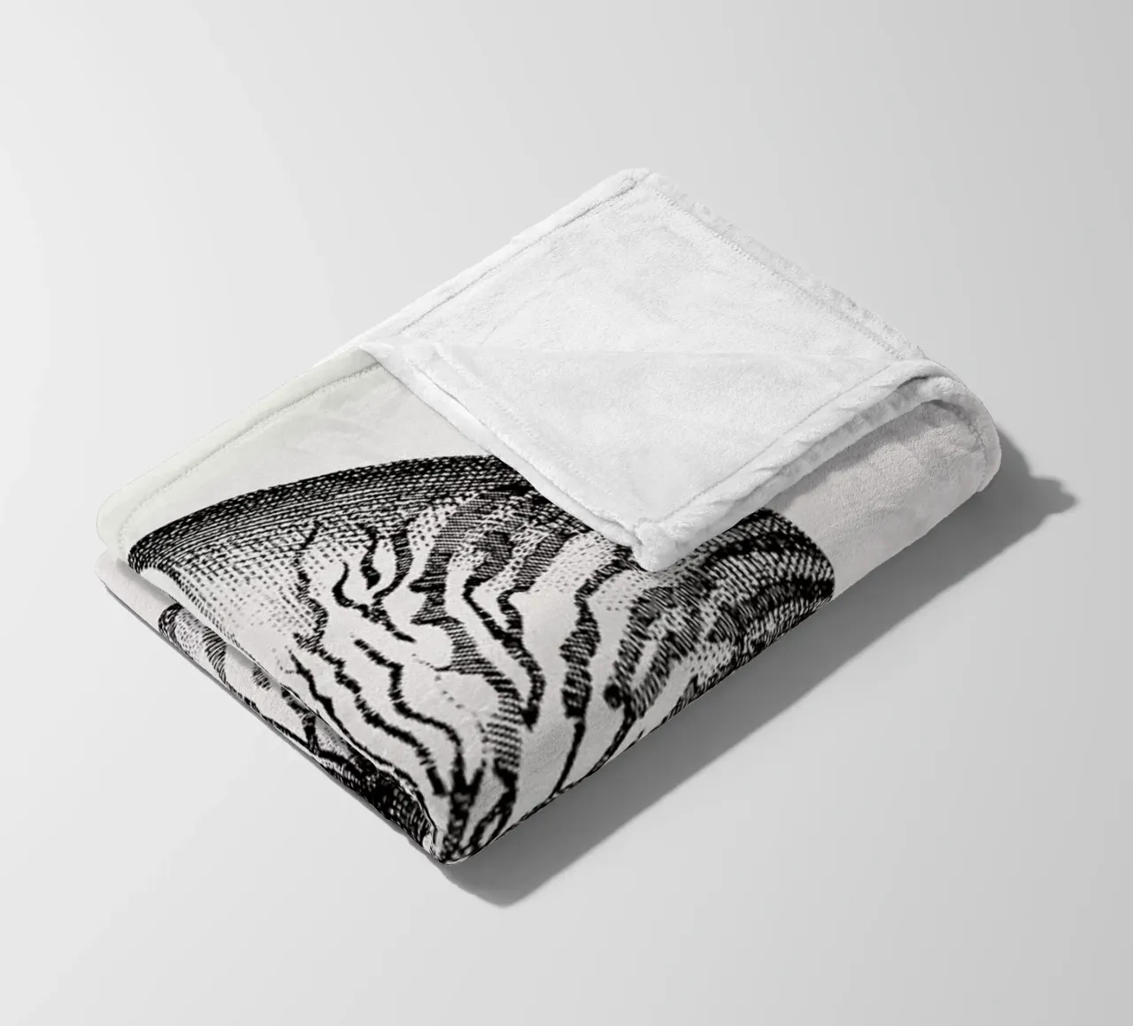 Nautilus Shell Fleecedecke von Flora & Fauna