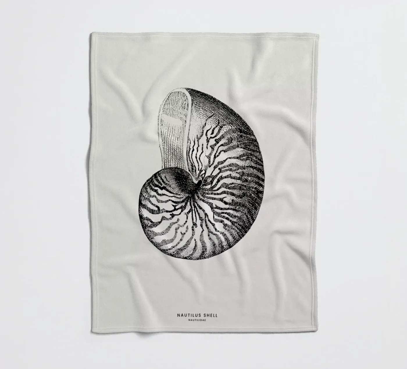 Nautilus Shell Fleecedecke von Flora & Fauna