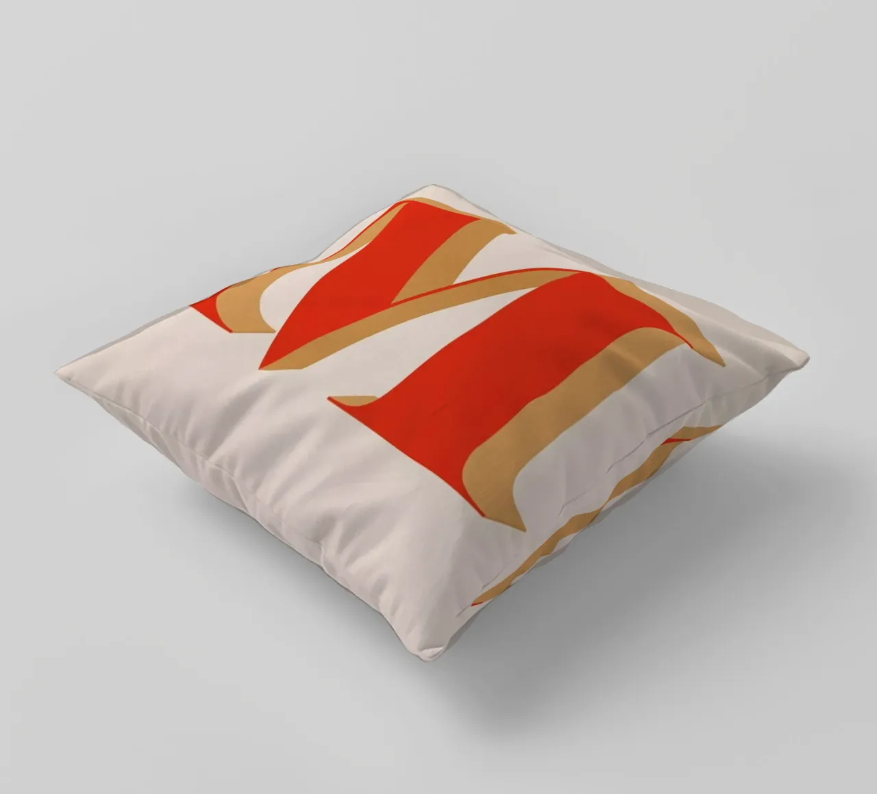 Red M cuscino da daylight design studio