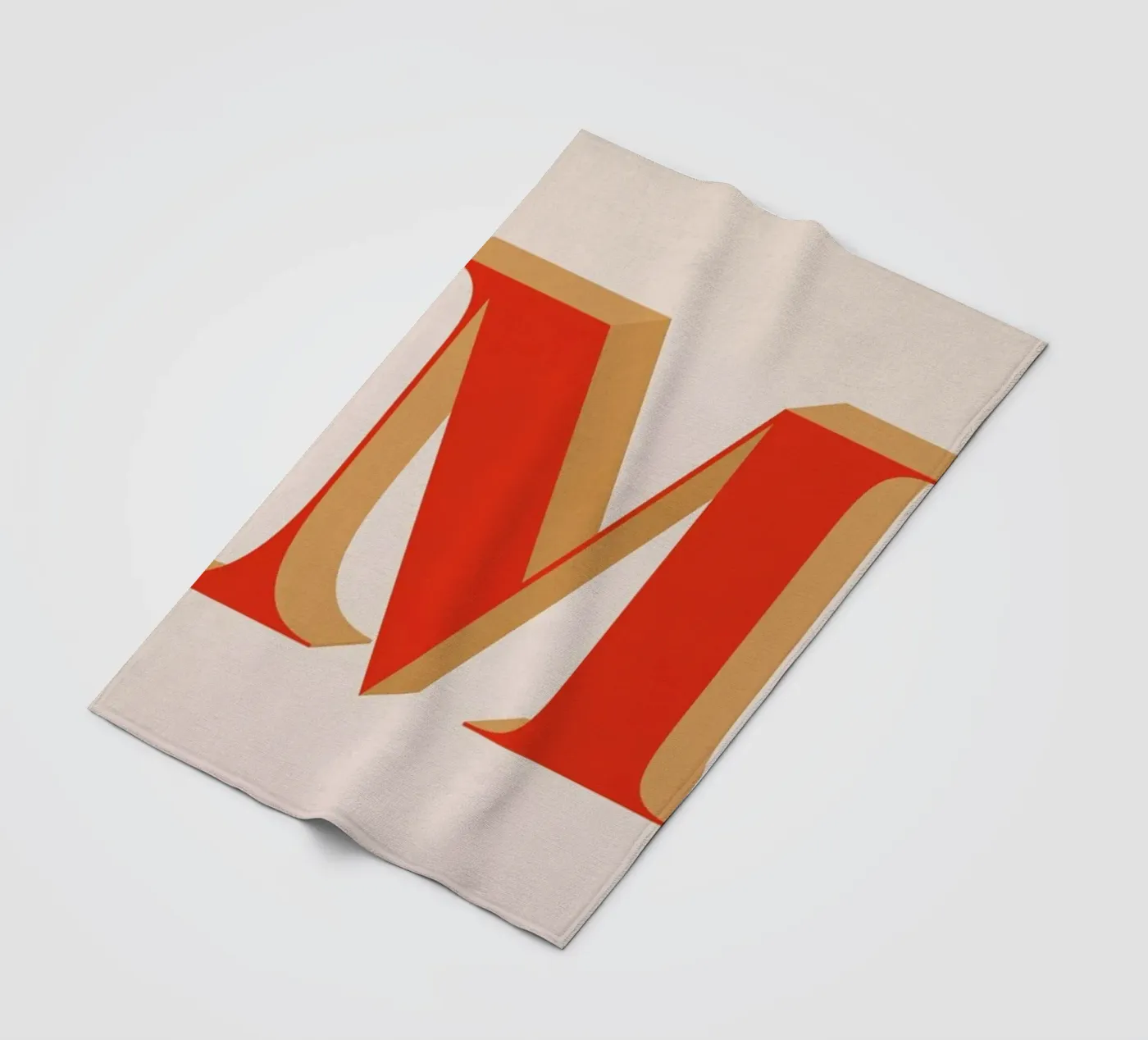 Red M coperta in pile da daylight design studio