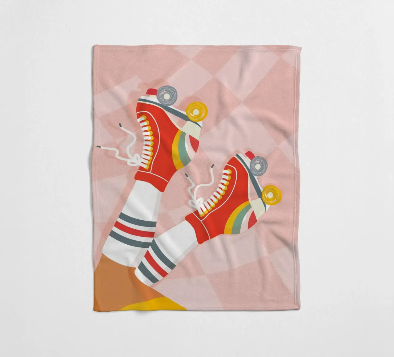 Pattini a rotelle retrò con posa a gambe in su su Groovy Checks coperta in pile da Dominique Vari