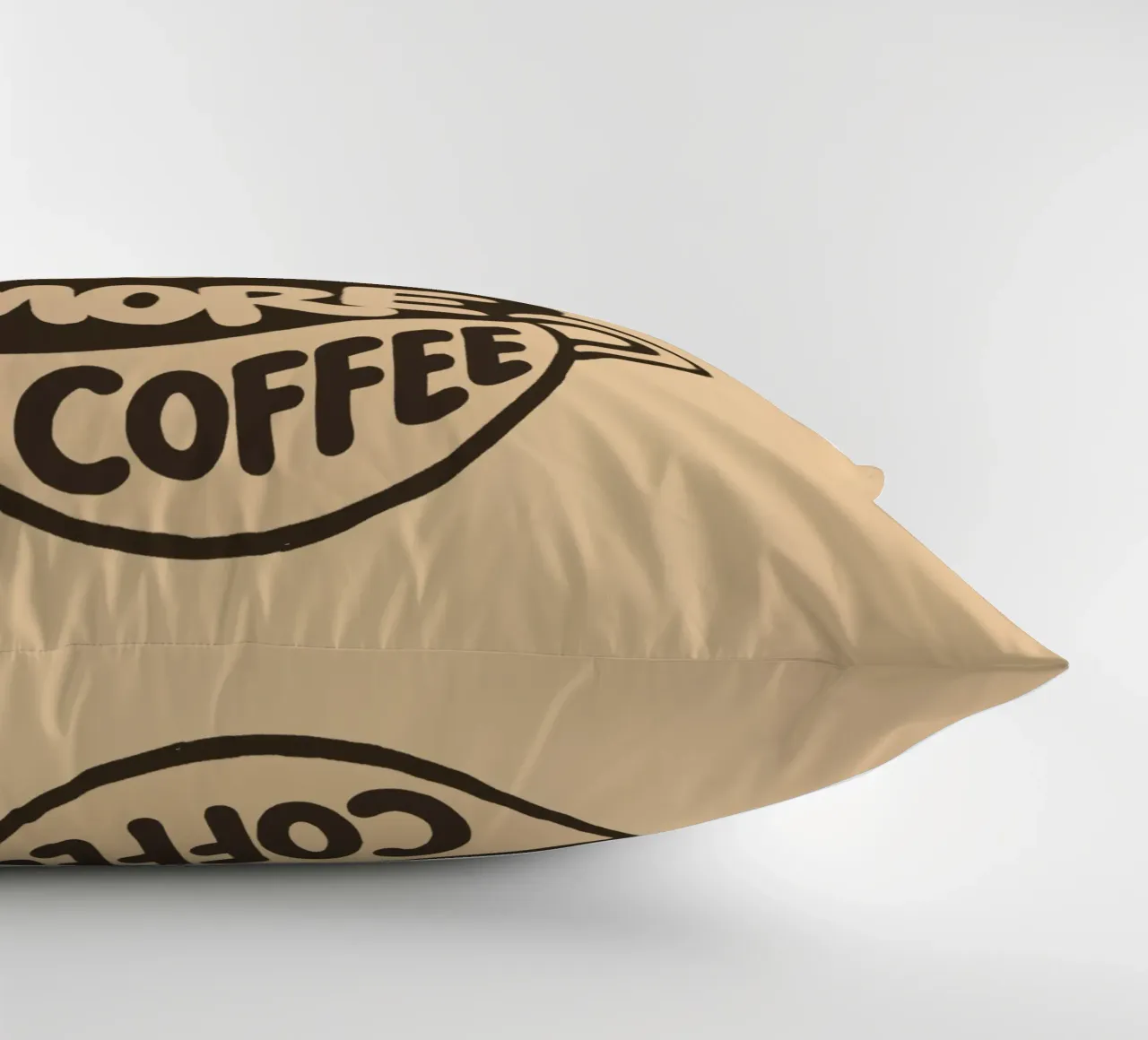 More Coffee Please – Always cuscino da QuooodZ by MooodzArt