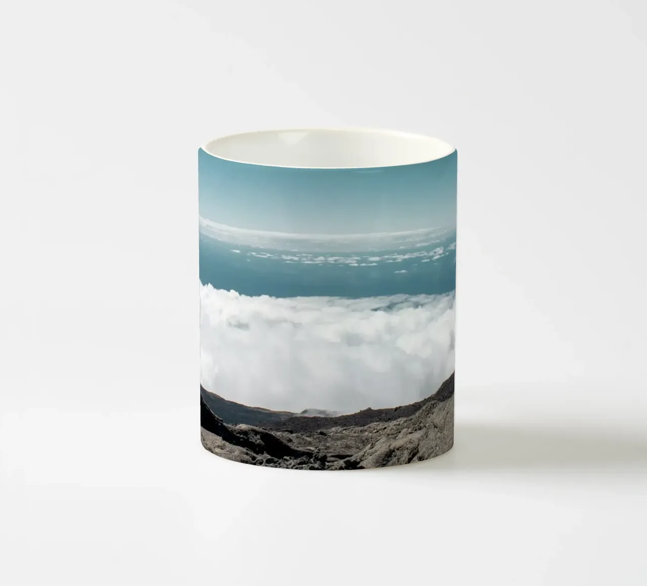 Tra cielo e terra tazza in ceramica da Léa Lefebvre Photography