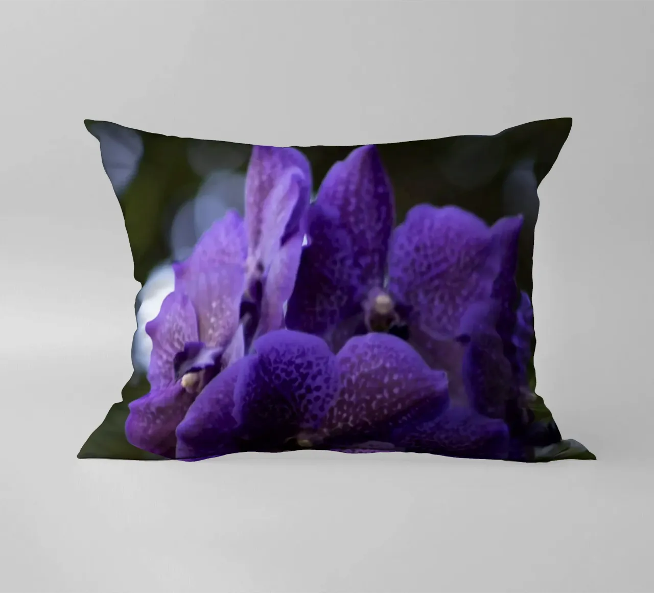 Orchidea viola cuscino da Léa Lefebvre Photography