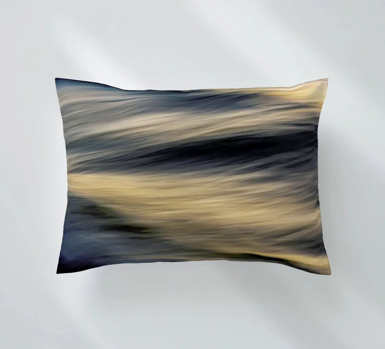 The Uniqueness Of Waves Xxiv cojín de Tal Paz-Fridman