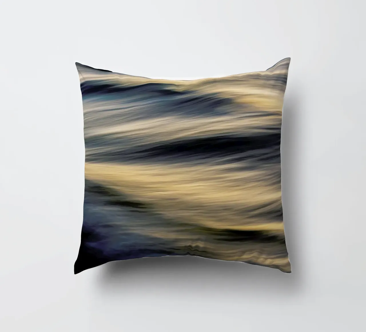 The Uniqueness Of Waves Xxiv cuscino da Tal Paz-Fridman