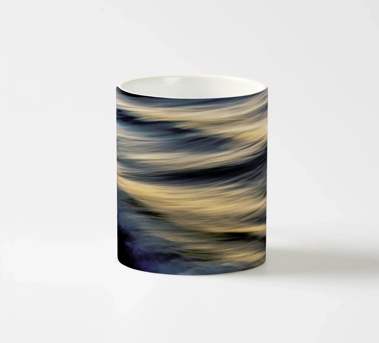 The Uniqueness Of Waves Xxiv tazza in ceramica da Tal Paz-Fridman
