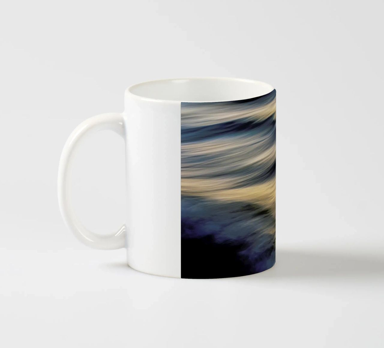 The Uniqueness Of Waves Xxiv tazza in ceramica da Tal Paz-Fridman