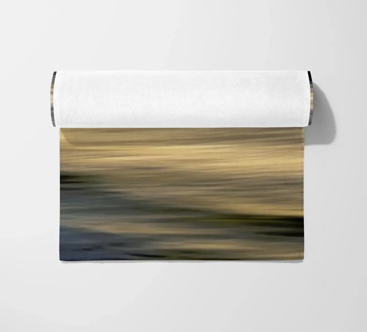 The Uniqueness Of Waves Xxiv telo mare da Tal Paz-Fridman