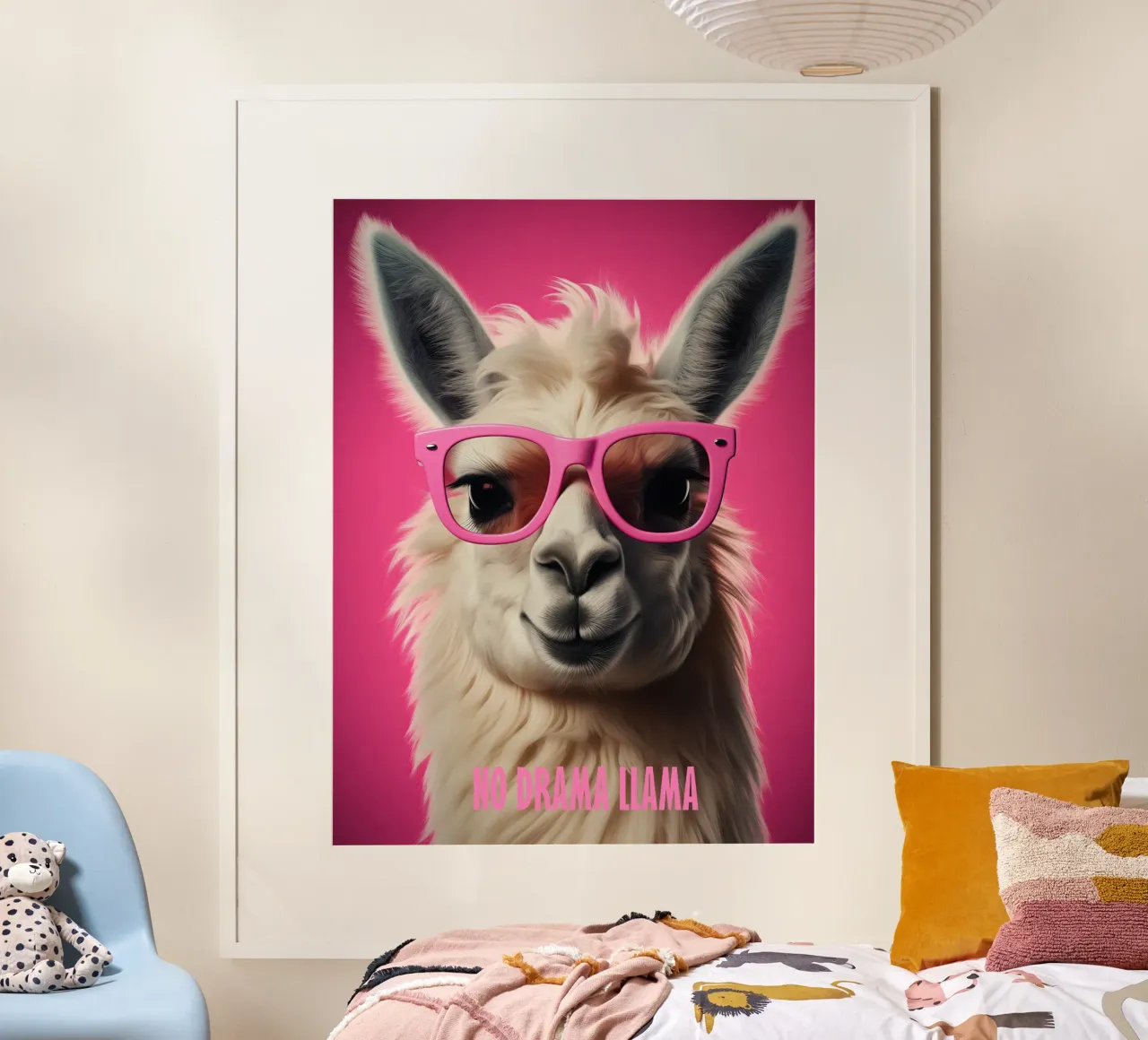 No Drama LLama | Divertente lama con occhiali da sole rosa poster con telaio in alluminio da Autofocus