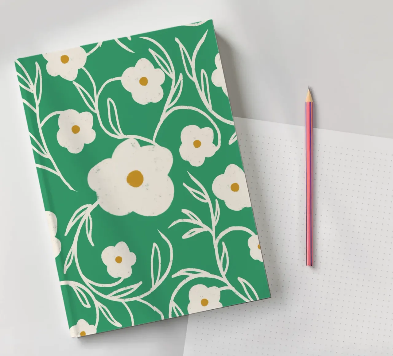 Emerald Daisy Delight - Floral abstrait carnet de notes de susanacosta
