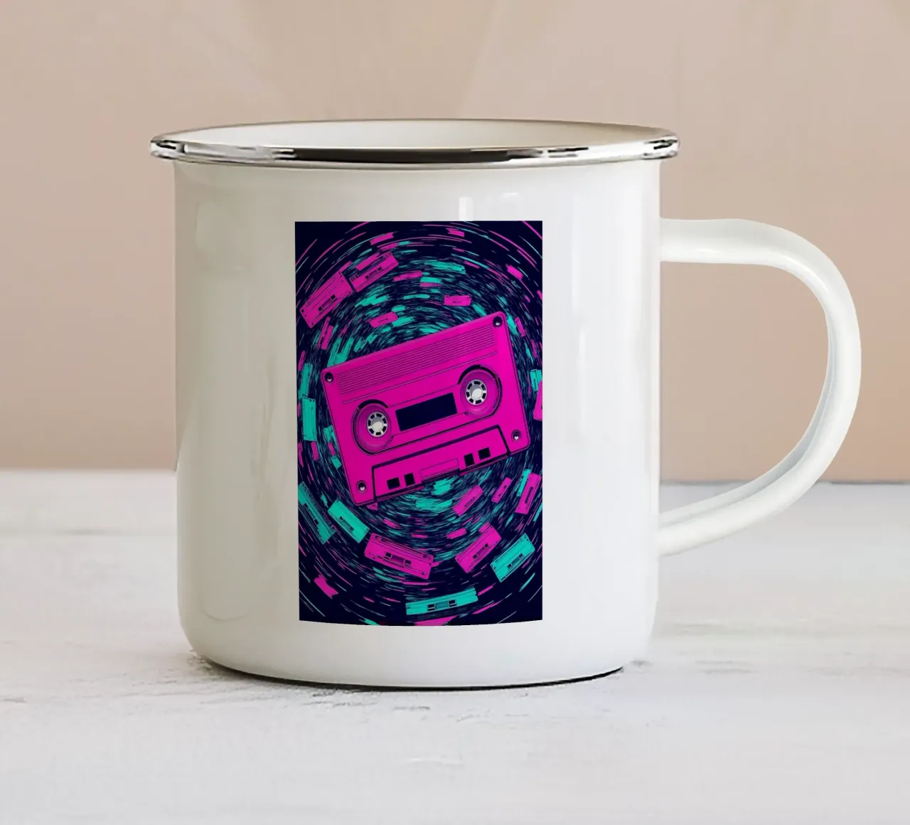 Nastro a cassetta - Pop Art tazza in smalto da ColorCrash Gallery