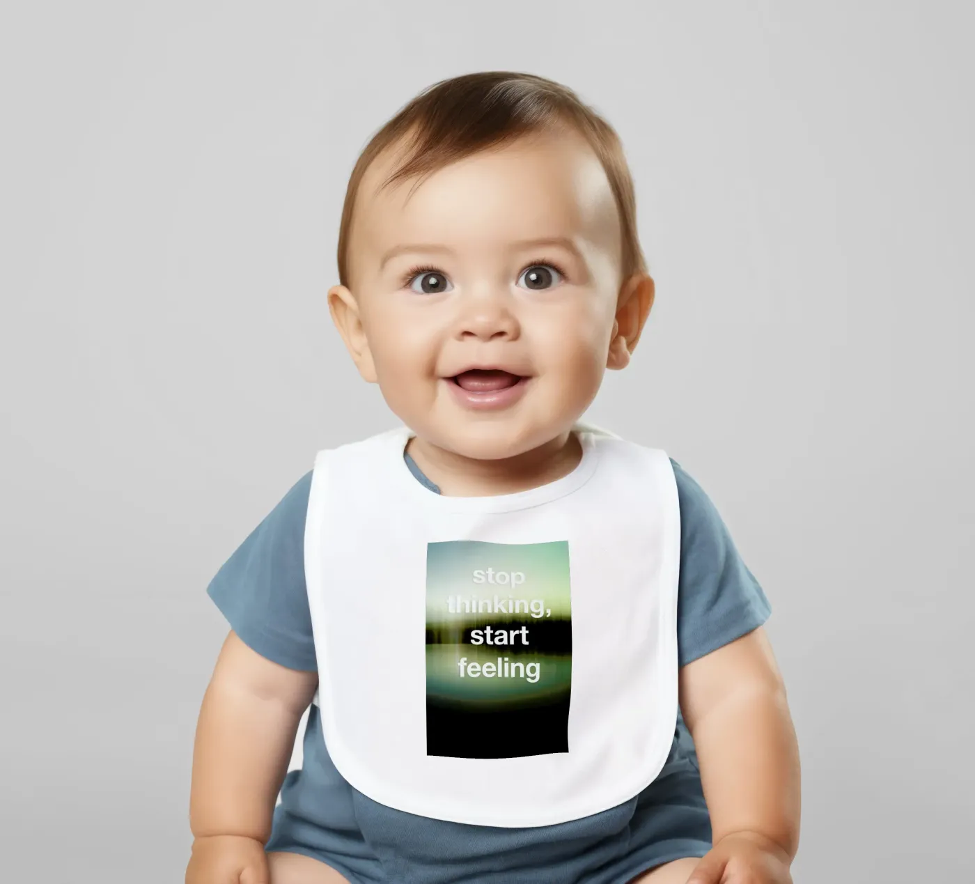 Stop Thinking bavoir de Angelo Cerantola