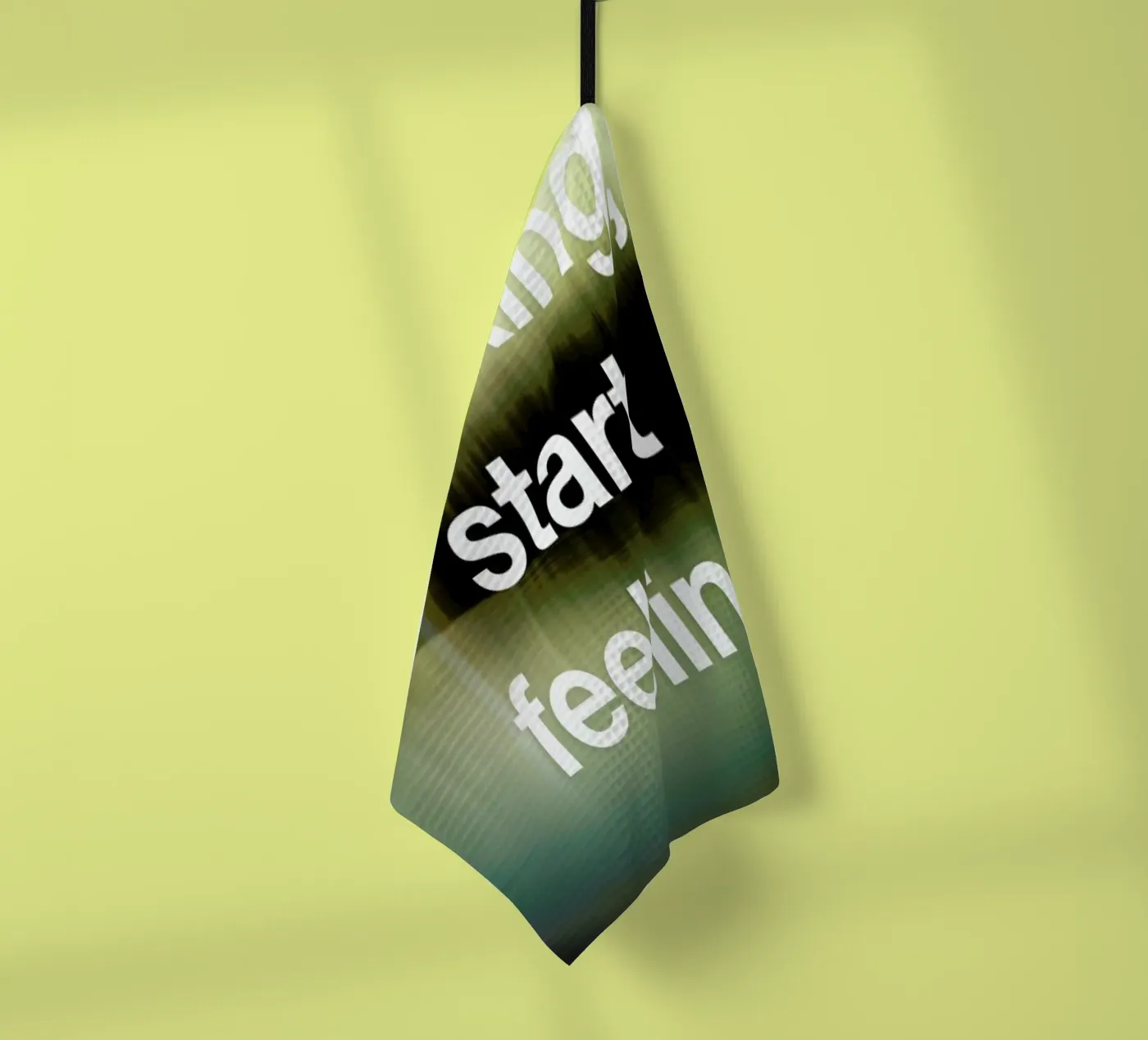 Stop Thinking theedoek van Angelo Cerantola