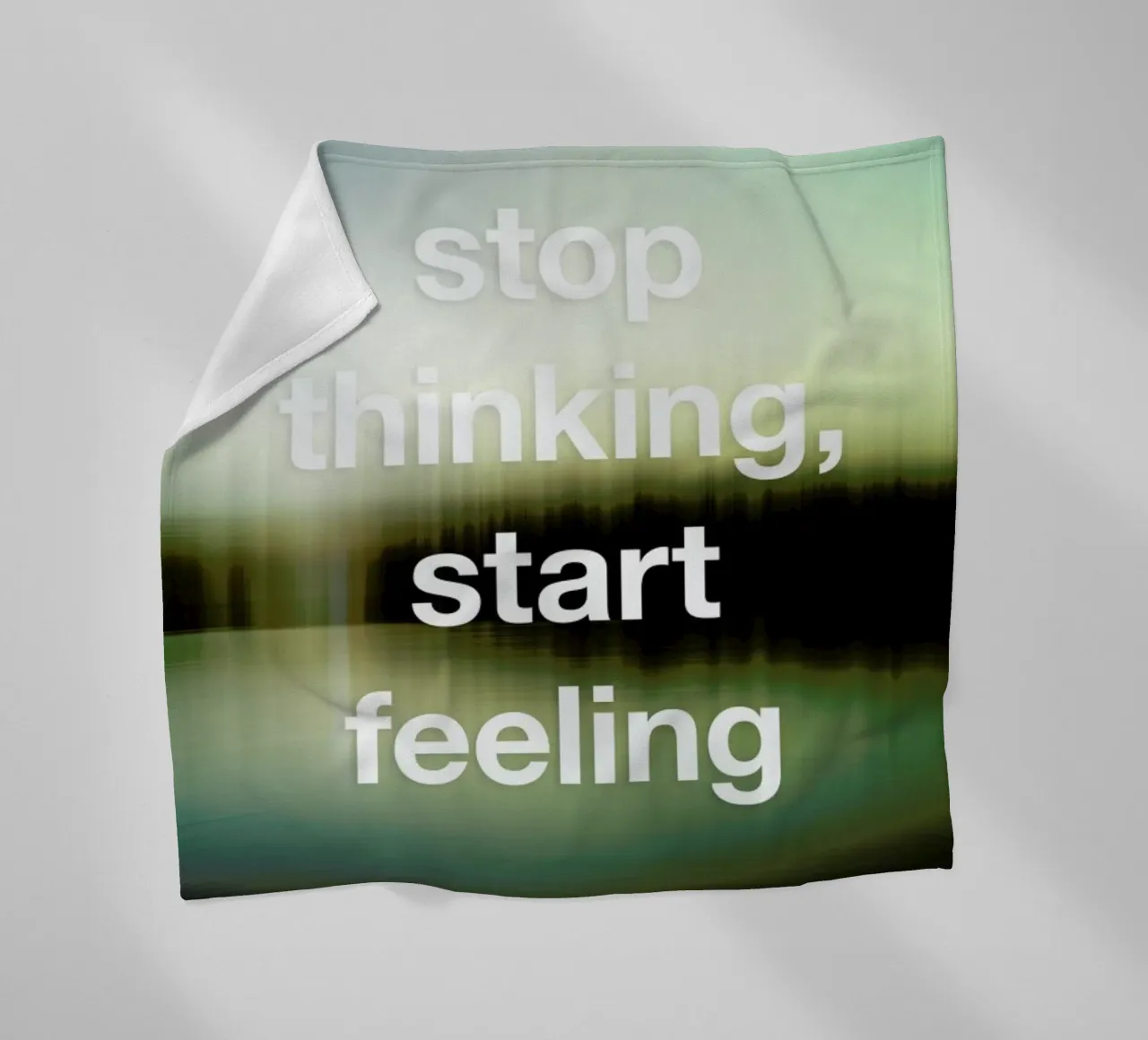 Stop Thinking Fleecedecke von Angelo Cerantola