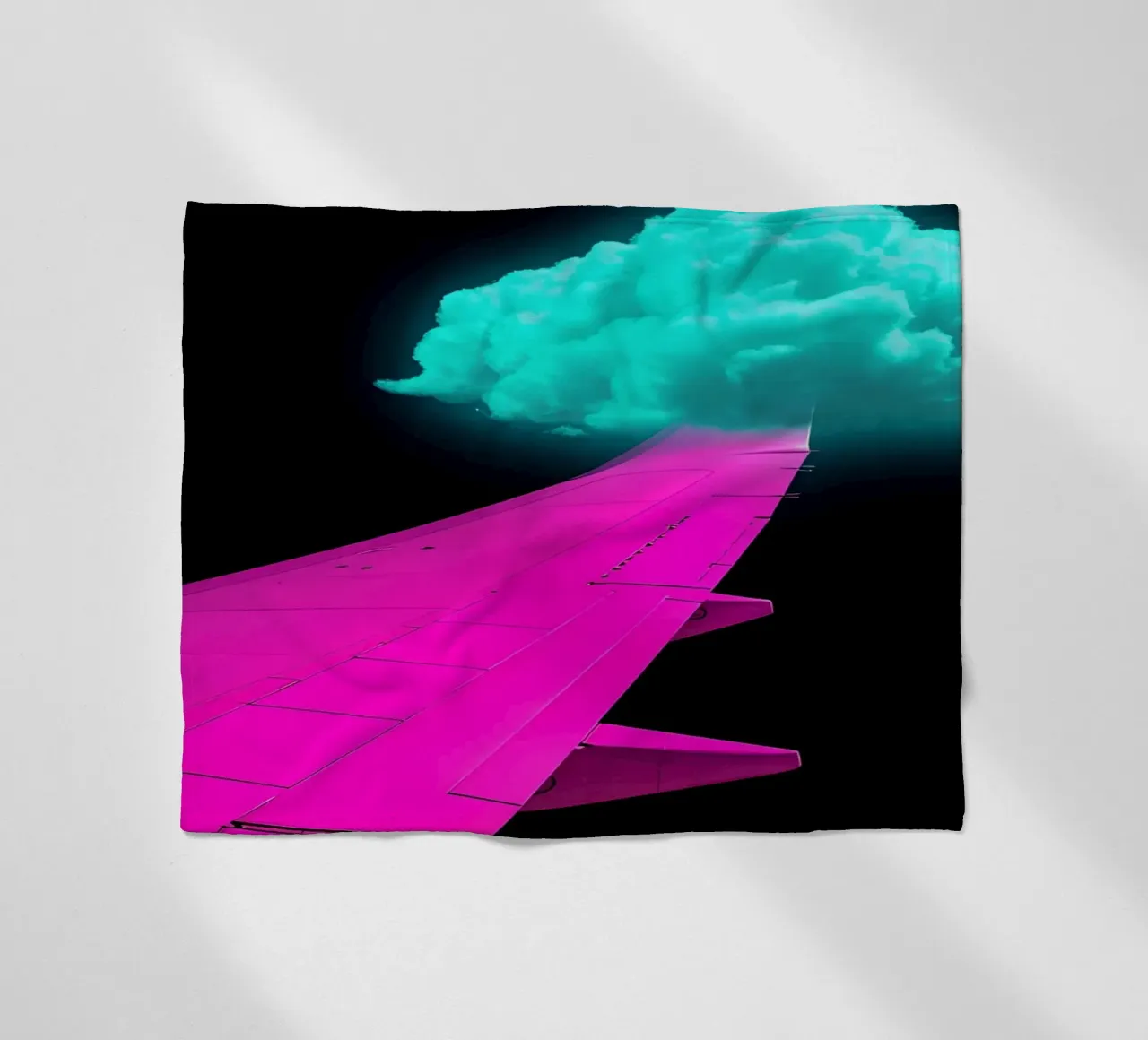 Aereo - Pop Art coperta in pile da ColorCrash Gallery