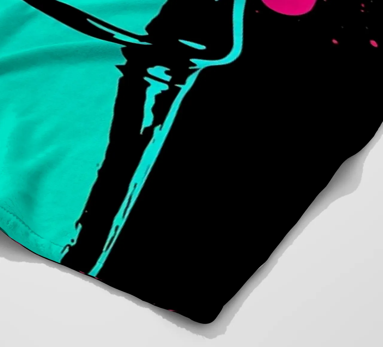 Bevanda rinfrescante - Pop Art coperta in pile da ColorCrash Gallery