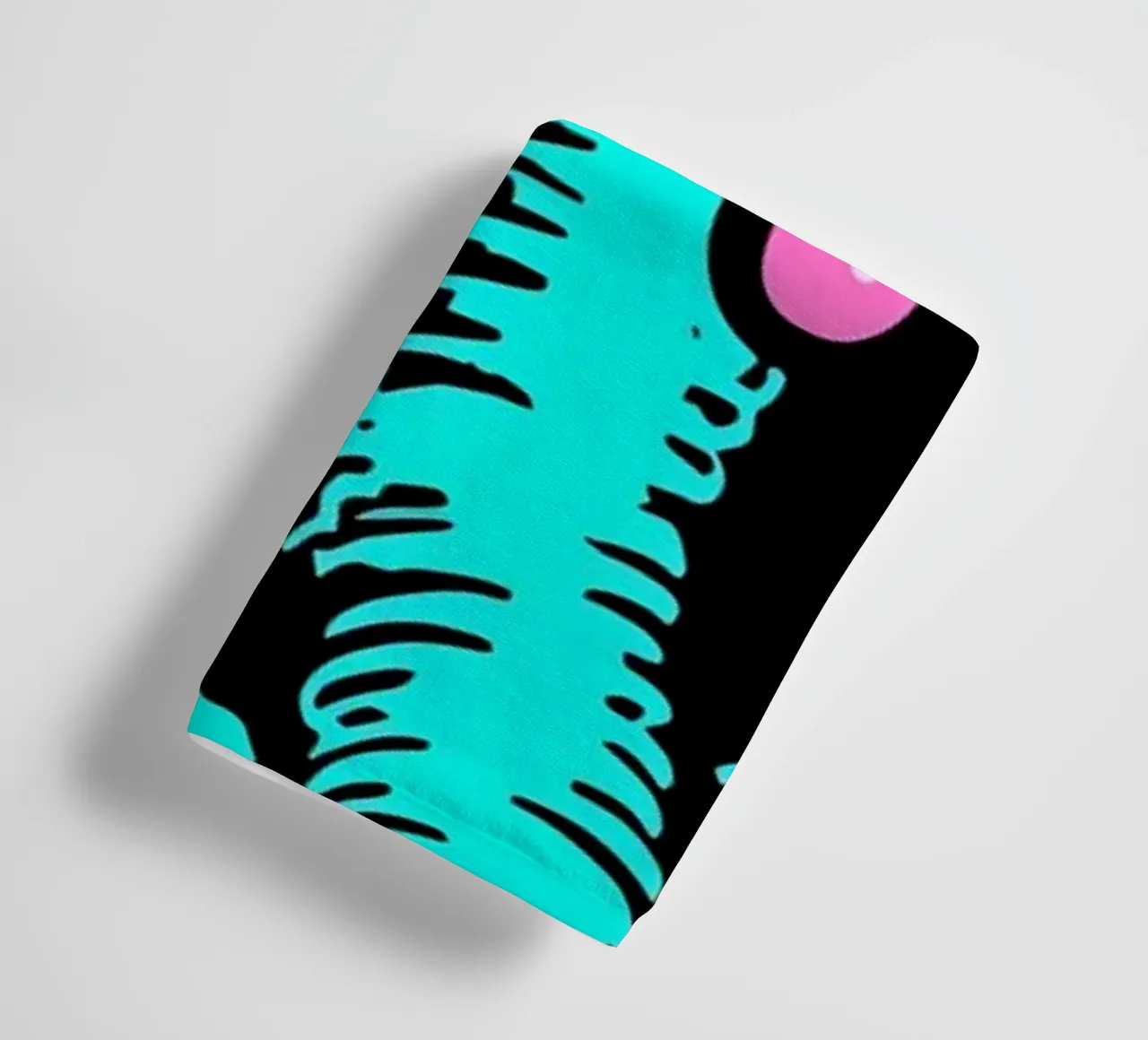 Maschera di gas - Pop Art asciugamano da bagno da ColorCrash Gallery
