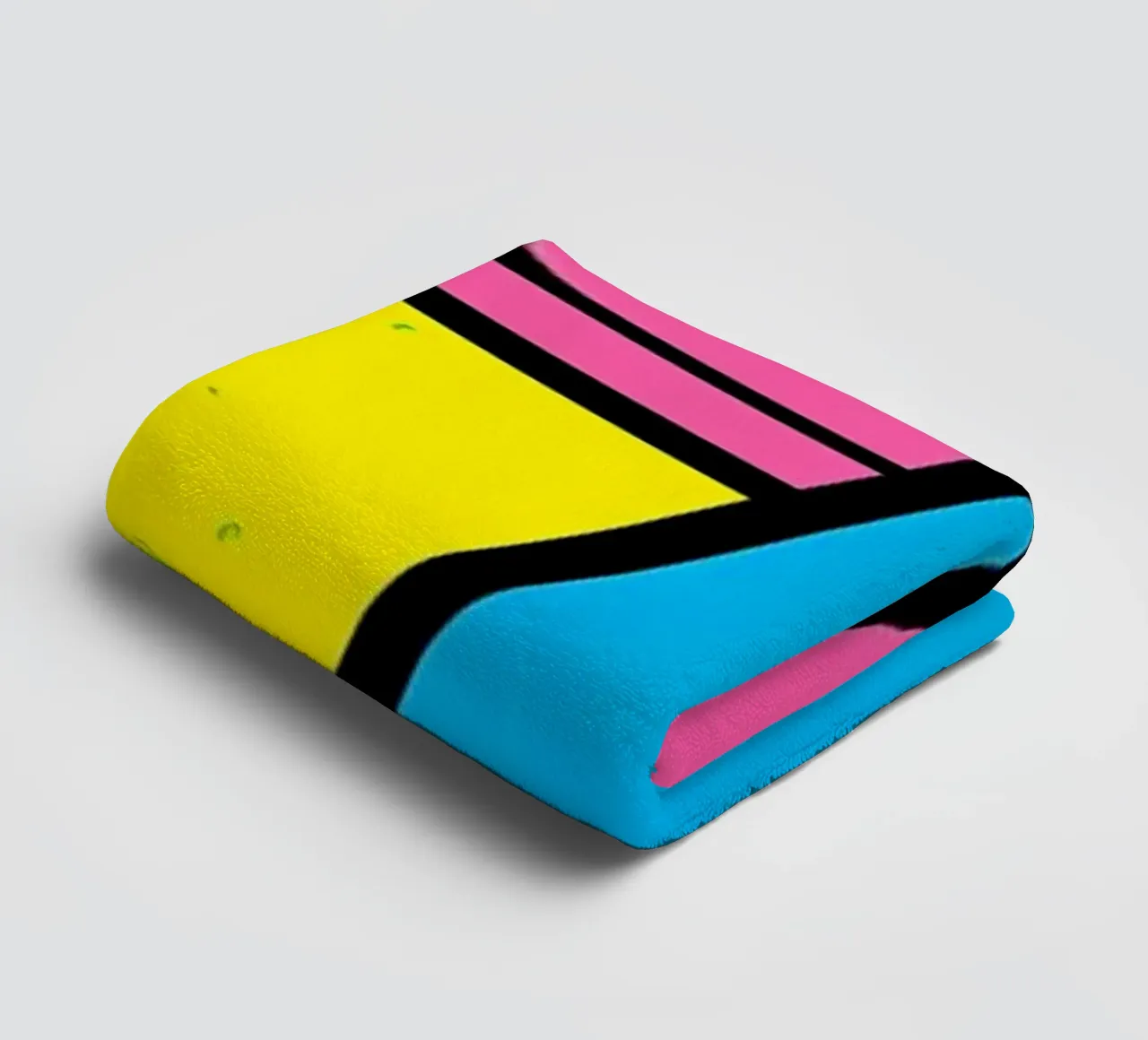 Droplet Ring - Pop Art towel by ColorCrash Gallery