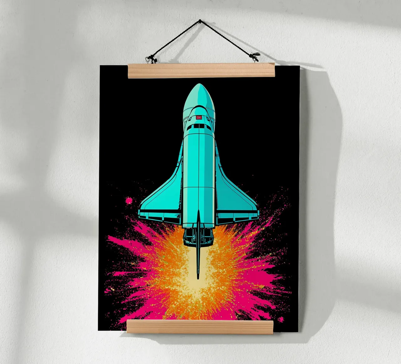 Navette spatiale - Pop Art poster avec cadre en bois de ColorCrash Gallery