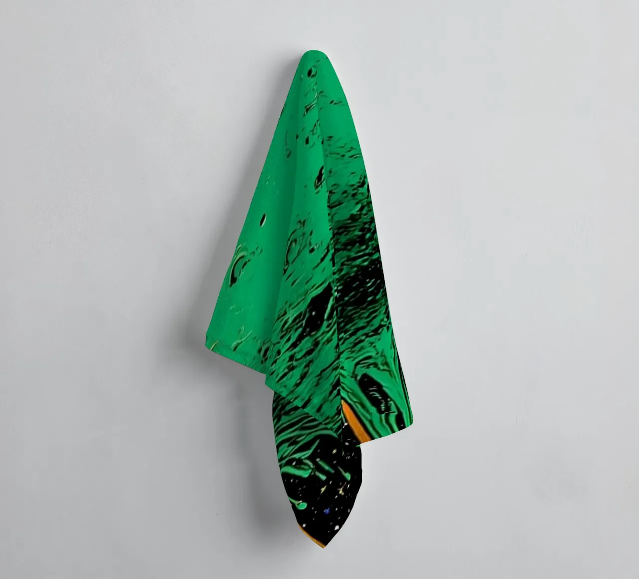 Planet Dripping - Pop Art asciugamano da bagno da ColorCrash Gallery