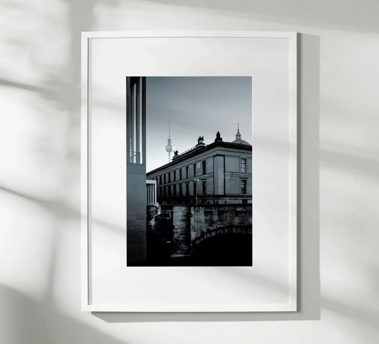 Classic Berlin poster con telaio in plastica da Cordula Schaefer