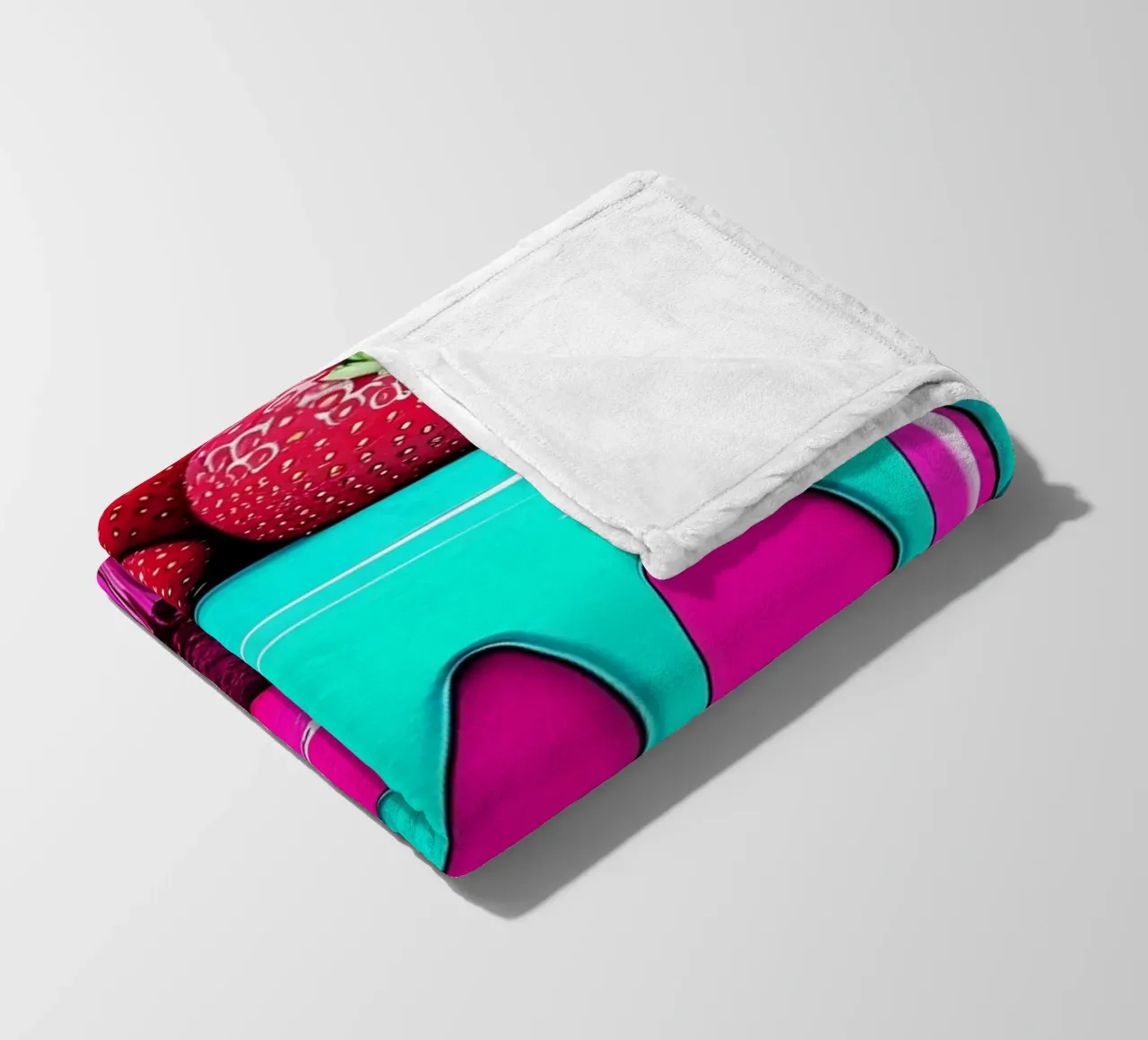 Fragole sulla torta - Pop Art coperta in pile da ColorCrash Gallery