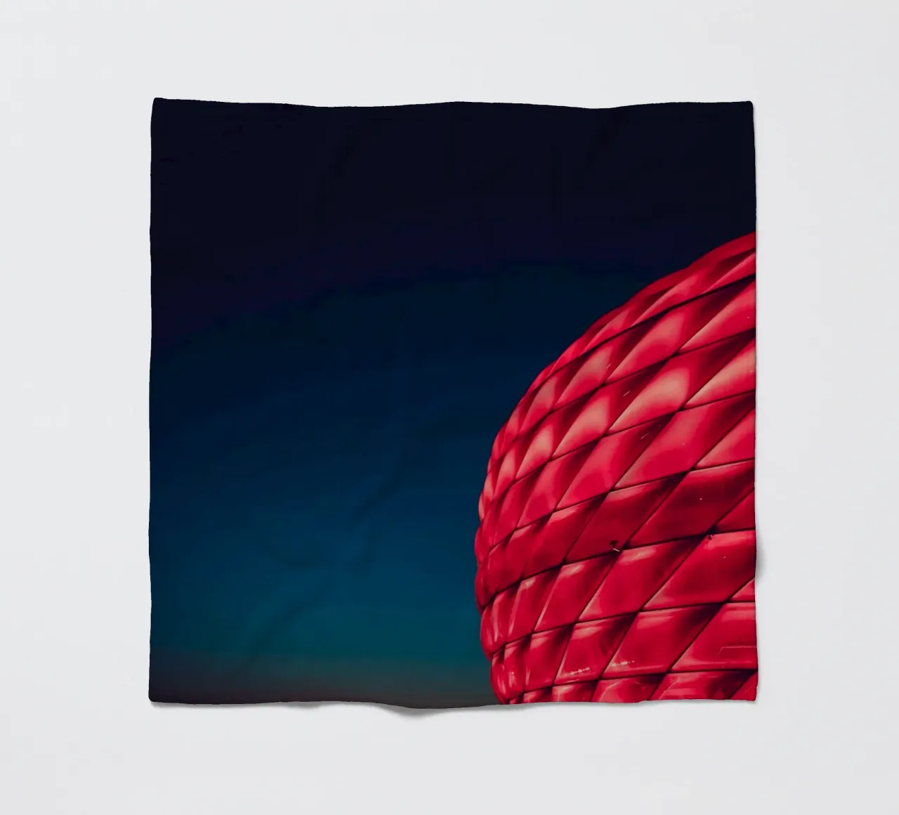 Allianz Arena Rot coperta in pile da Flo Klein