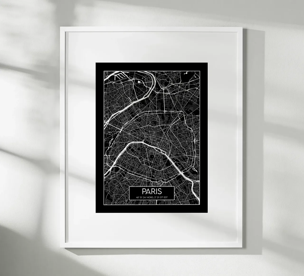 Carta nera Parigi poster con telaio in alluminio da Frame the World
