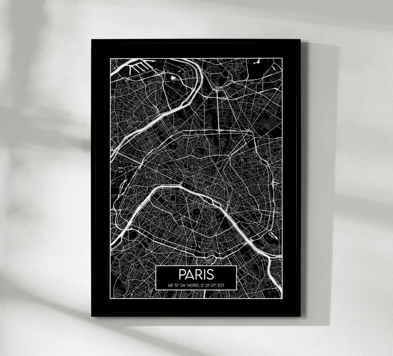 Carta nera Parigi poster con telaio in alluminio da Frame the World