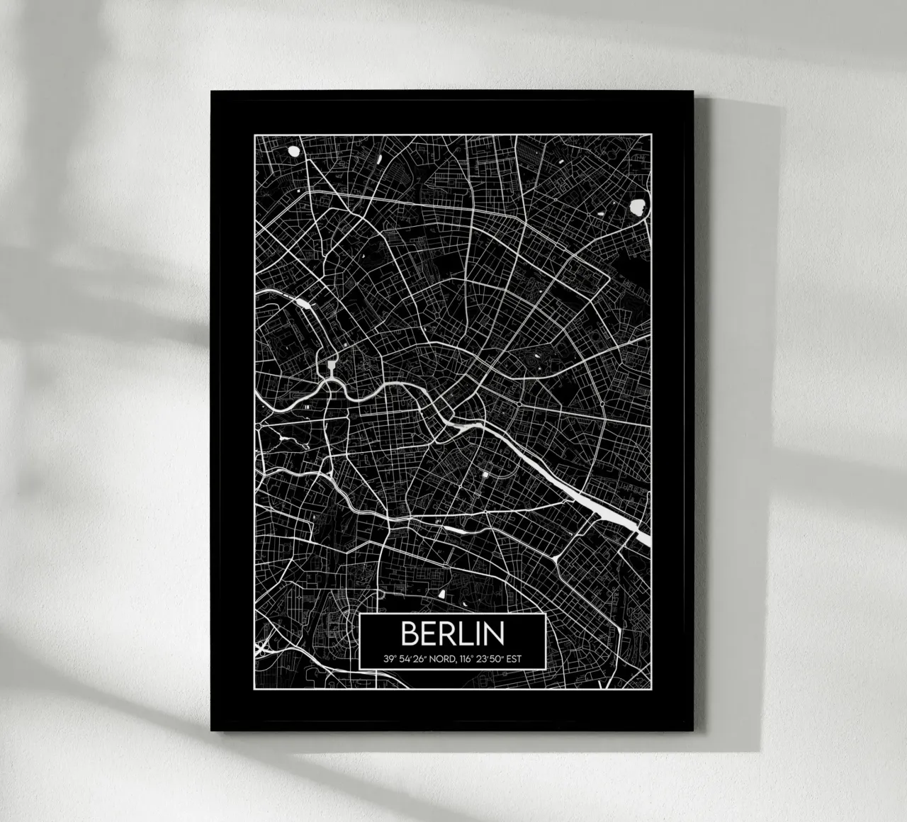Carta nera Berlino poster con telaio in alluminio da Frame the World