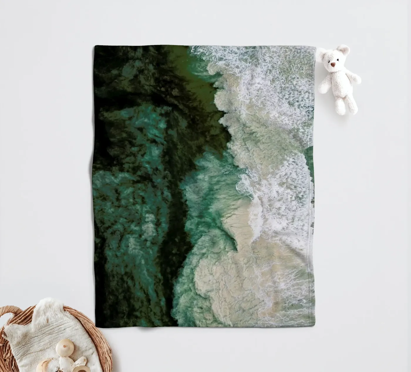Deep fleece blanket by ROBERTO H