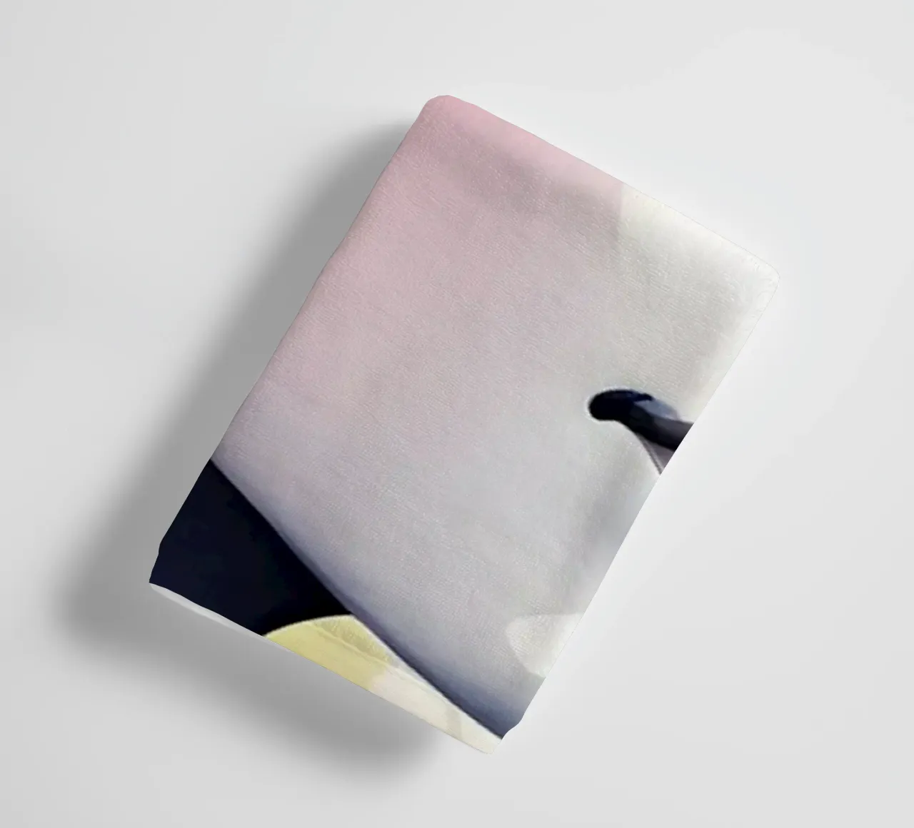 Ragazza e fiori acquerello minimalismo 03 asciugamano da bagno da Minimalism