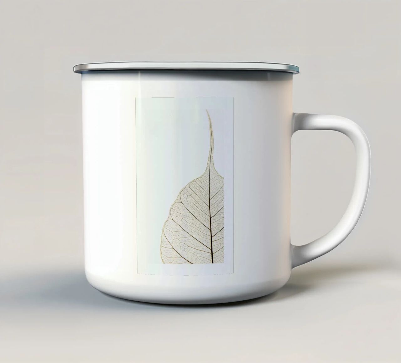Translucent Leaf tazza in smalto da Flora & Fauna