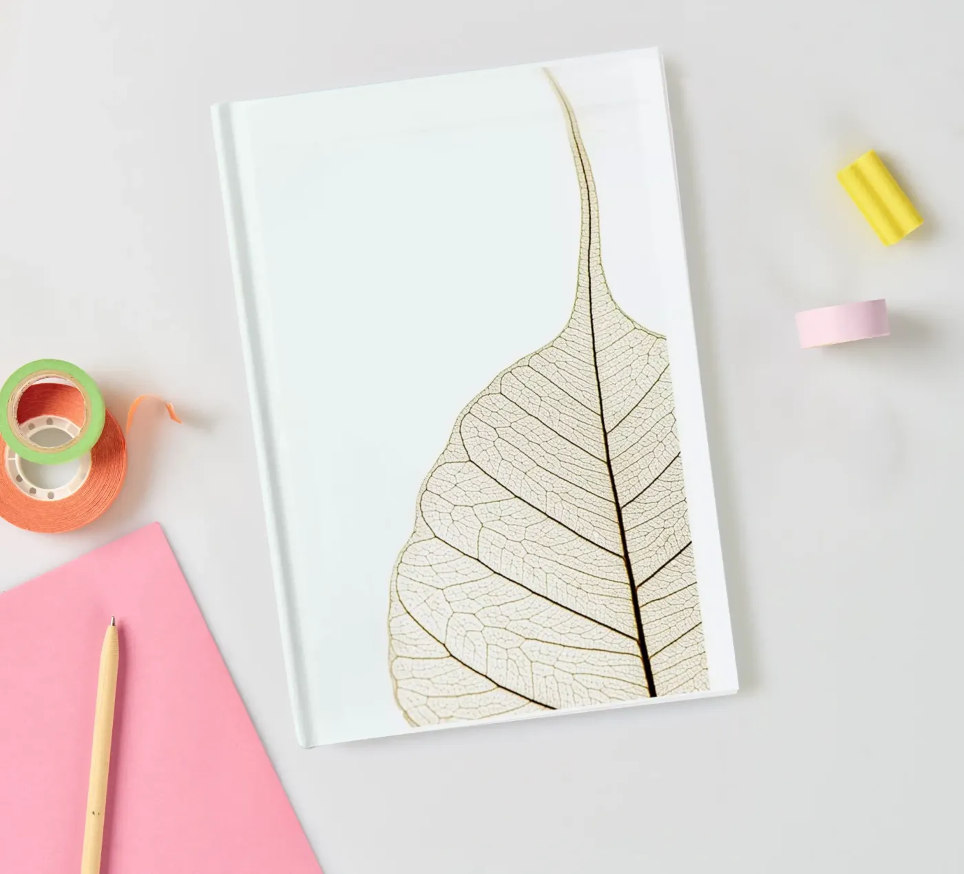 Translucent Leaf carnet de Flora & Fauna