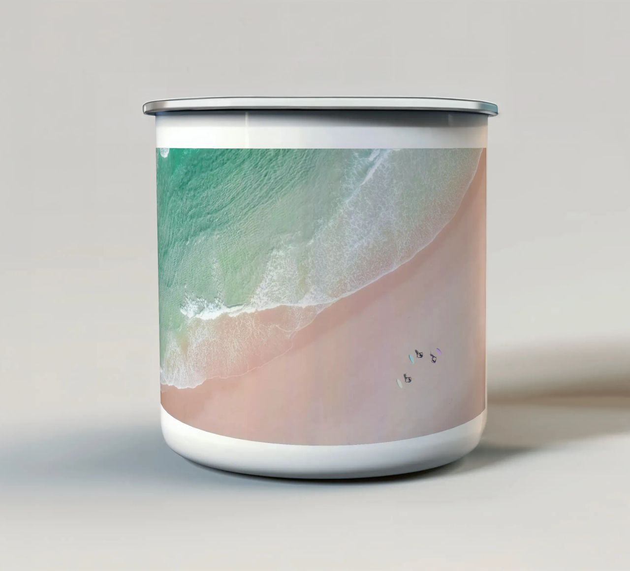 Aerial Beach - Ocean Surf Yoga Emaille Tasse von Ingrid Beddoes