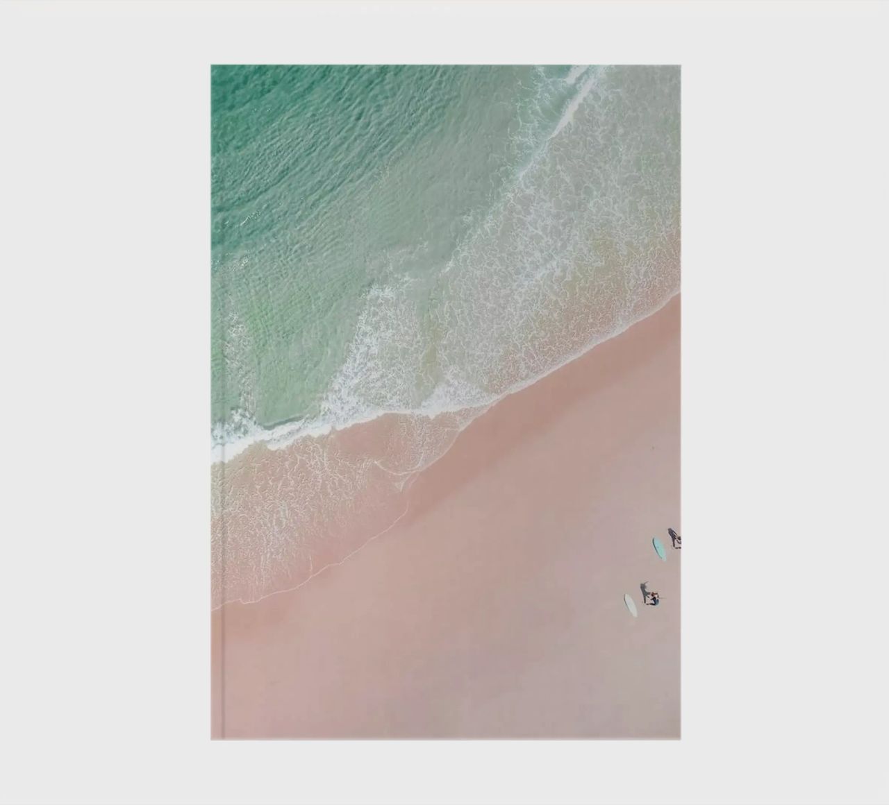 Aerial Beach - Ocean Surf Yoga Notizbuch von Ingrid Beddoes