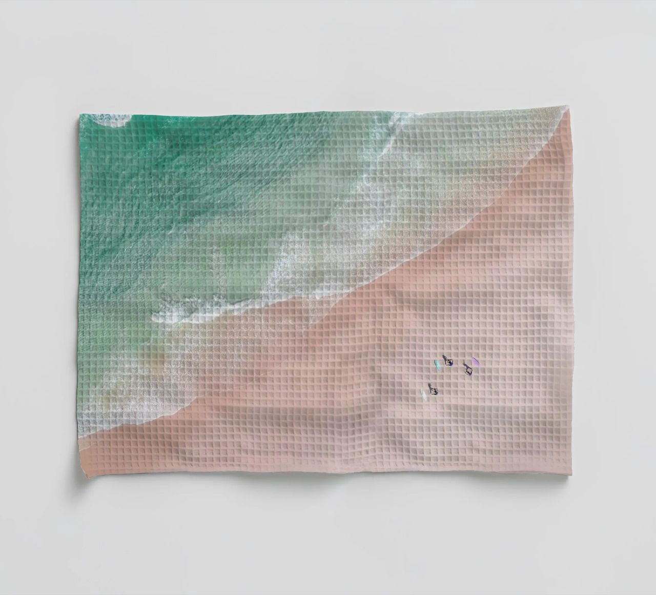 Aerial Beach - Ocean Surf Yoga Geschirrtuch von Ingrid Beddoes