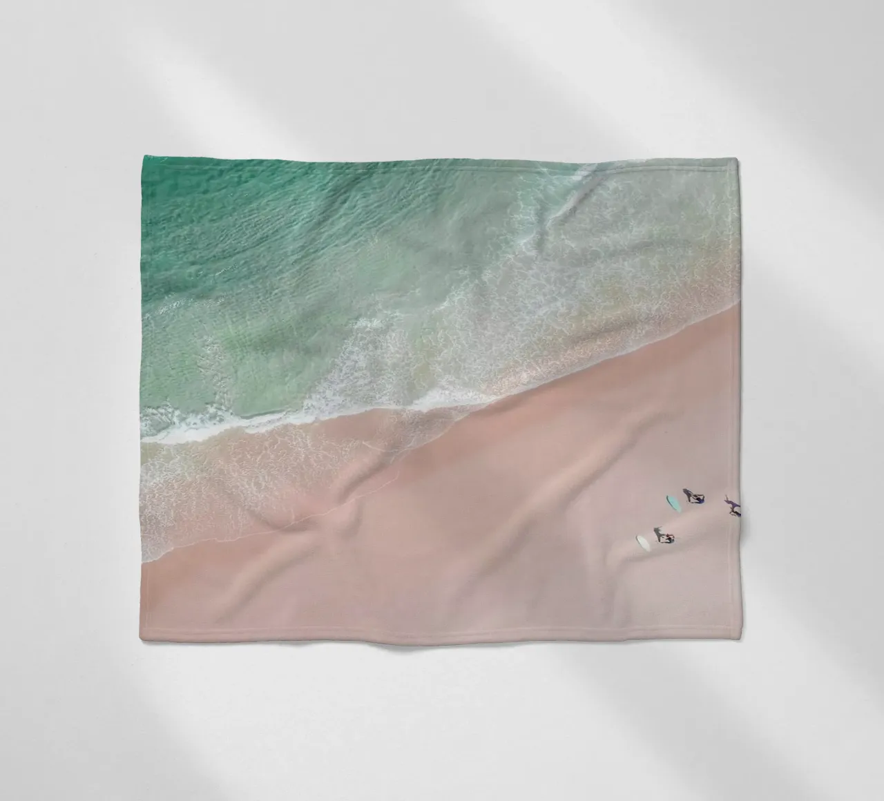 Aerial Beach - Ocean Surf Yoga Fleecedecke von Ingrid Beddoes