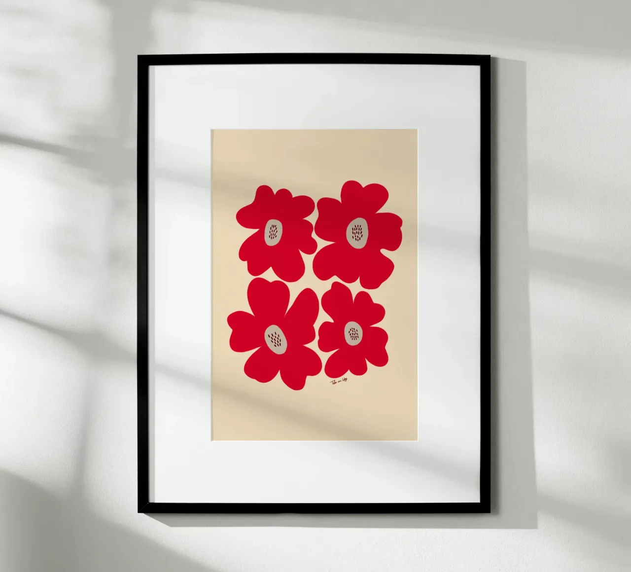 red bold flowers poster con telaio in plastica da Tida vom Weg