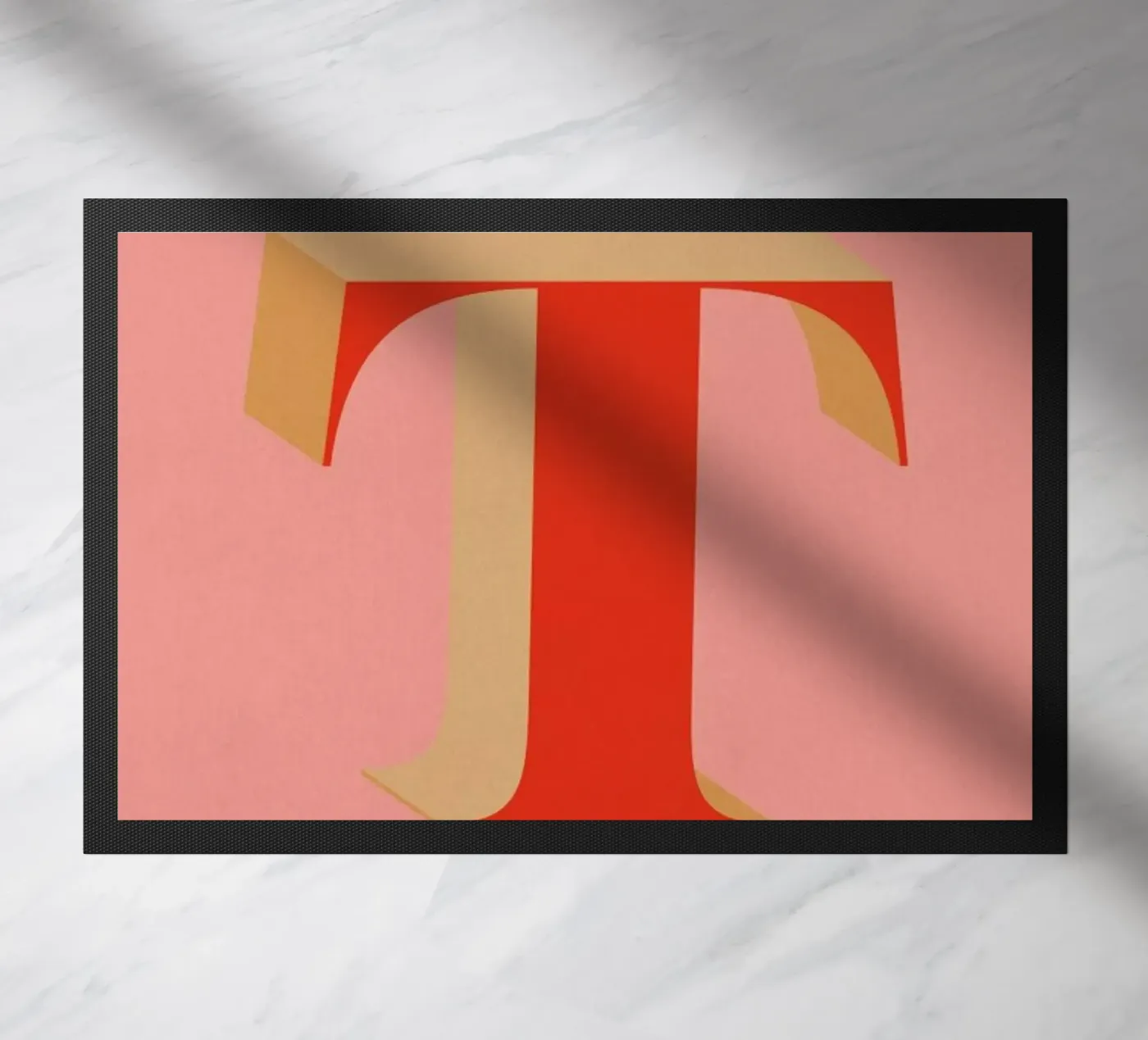 Red T deurmat van daylight design studio