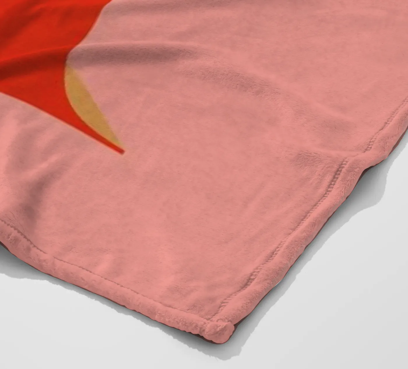 Red T Fleecedecke von daylight design studio